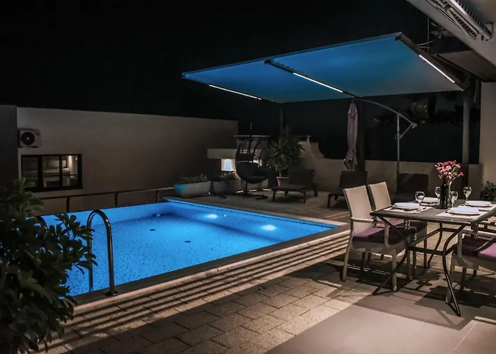 Lägenhet With Private Pool 